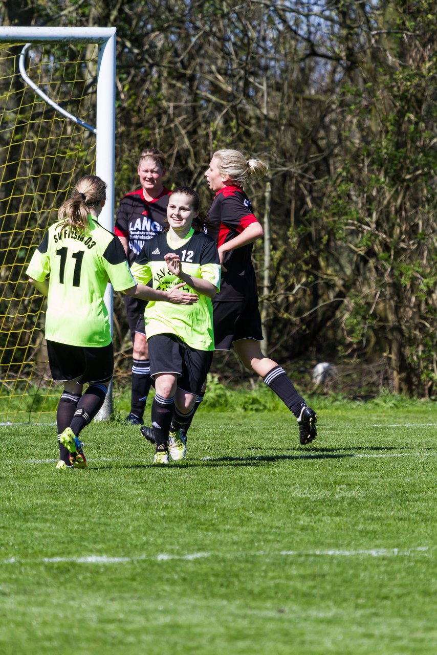 Bild 136 - Frauen SV Frisia 03 Risum Lindholm - Heider SV : Ergebnis: 8:0